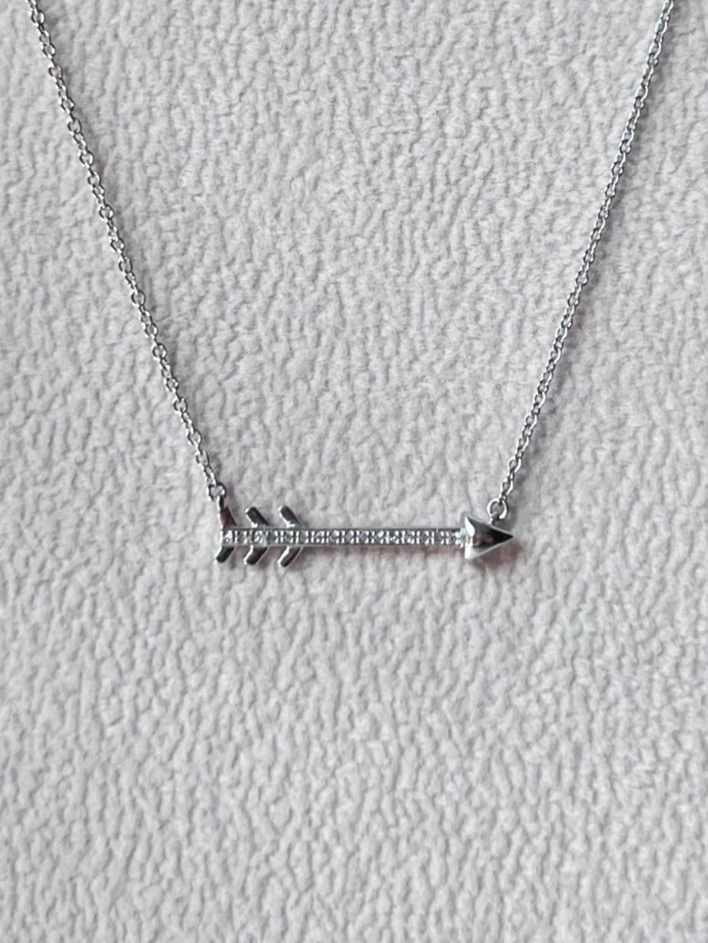 N059 | Natural Diamond Petite Arrow Necklace